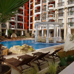Отель Harmony Palace Apartcomplex Болгария, Солнечный берег - отзывы, цены и фото номеров - забронировать отель Harmony Palace Apartcomplex онлайн бассейн