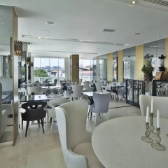 Altis Avenida Hotel гостиничный бар