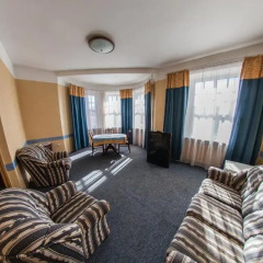 Viktorija Hotel 3* Люкс с различными типами кроватей фото 2