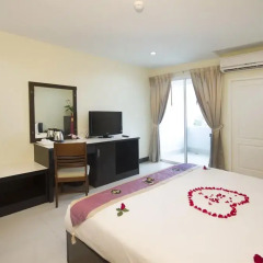 Santiphap Hotel & Villa 3* Стандартный номер с различными типами кроватей фото 6