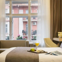 Отель Dominic & Smart Luxury Suites Republic Square 4* Полулюкс с различными типами кроватей фото 4