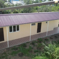 Отель Guest House Nurel Кыргызстан, Каракол - отзывы, цены и фото номеров - забронировать отель Guest House Nurel онлайн балкон
