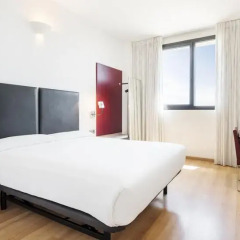Hotel ILUNION Aqua 3 3* Стандартный номер с разными типами кроватей фото 7