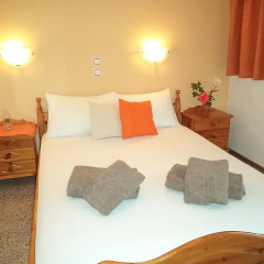 Апартаменты Antonios Apartments Пляж Стегна комната для гостей