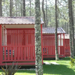Отель Parque de Campismo Orbitur Sao Pedro De Moel вид на фасад