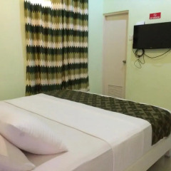 Отель Ayaana Lodge 3* Стандартный номер с различными типами кроватей