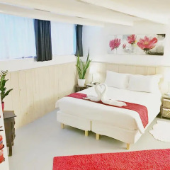 Отель Amsterdam At Home комната для гостей фото 4