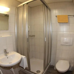 Bern Backpackers Hotel Glocke 3* Стандартный номер с различными типами кроватей фото 2
