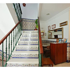 Отель Hostal La Posada Испания, Кониль-де-ла-Фронтера - отзывы, цены и фото номеров - забронировать отель Hostal La Posada онлайн интерьер отеля
