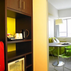 Thon Hotel Brussels City Centre 4* Улучшенный номер с различными типами кроватей фото 6