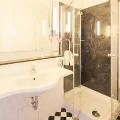 Hotel Brandies Берлин ванная