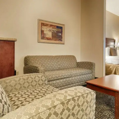 Отель Country Inn & Suites by Radisson, Midway, FL комната для гостей