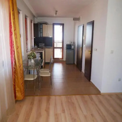 Апартаменты Dom-El Real Apartments Amphora Свети Влас комната для гостей фото 2