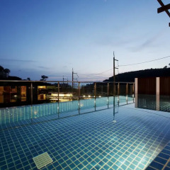 Отель Bliss In Phuket бассейн