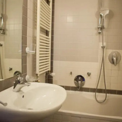 Отель Locanda Ai Santi Apostoli 3* Улучшенный номер с различными типами кроватей фото 8