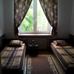 Отель Hostel Maxim Польша, Варшава - отзывы, цены и фото номеров - забронировать отель Hostel Maxim онлайн комната для гостей фото 4
