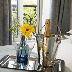 Hotel Plaza Elysées 4* Улучшенный номер с различными типами кроватей фото 3