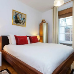 Отель Veeve - The Heart of Soho, 1 Bed near Oxford Street комната для гостей фото 2