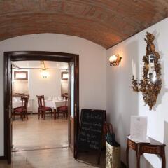 La Maison De Caroline In Alba Iulia Romania From 123 Photos Reviews Zenhotels Com