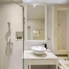 Отель Manathai Koh Samui 4* Номер Делюкс с различными типами кроватей фото 5