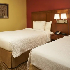 Отель Courtyard by Marriott St. Louis Downtown West 3* Стандартный номер с различными типами кроватей фото 4