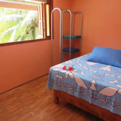 Отель Taharuu Surf Lodge комната для гостей