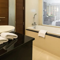 Legacy Suites Hotel Sukhumvit by Compass Hospitality 4* Люкс с разными типами кроватей фото 12