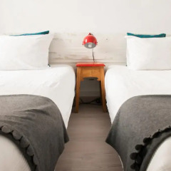Отель Boho Cais do Sodre - Guesthouse Стандартный номер с различными типами кроватей фото 2