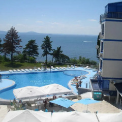Отель Blue Bay Palace Apart Complex Болгария, Поморие - отзывы, цены и фото номеров - забронировать отель Blue Bay Palace Apart Complex онлайн бассейн