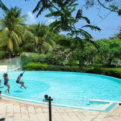 Отель Pierre & Vacances Residence Premium Les Tamarins бассейн фото 2