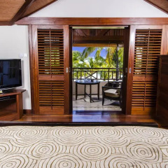 Отель LUX* Le Morne 5* Полулюкс с различными типами кроватей фото 5