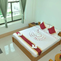 Golden-Kinnara-Hotel 3* Номер Делюкс с различными типами кроватей фото 3