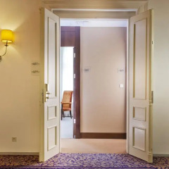 Hotel Kings Court 5* Представительский люкс с двуспальной кроватью фото 3