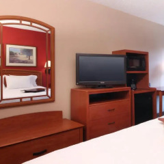 Отель Meadowlands River Inn удобства в номере