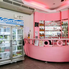 Отель Hollywood Inn Love развлечения