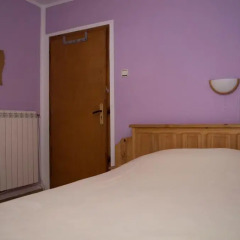 Отель Bobi Guest House 2* Стандартный номер с двуспальной кроватью фото 8