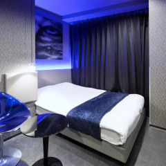 HOTEL THE HOTEL Shinjuku Kabukicho - Adult Only 3* Стандартный номер с двуспальной кроватью фото 33