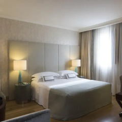 Отель The Rosa Grand Milano - Starhotels Collezione 4* Номер Делюкс фото 3
