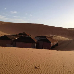 Отель Merzouga Desert Camp Марокко, Мерзуга - отзывы, цены и фото номеров - забронировать отель Merzouga Desert Camp онлайн приотельная территория фото 2