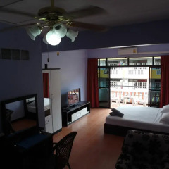 Отель Sunshine Guesthouse 3* Улучшенный номер с различными типами кроватей фото 4