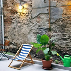 Отель Nest Hostel Tbilisi Грузия, Тбилиси - отзывы, цены и фото номеров - забронировать отель Nest Hostel Tbilisi онлайн бассейн