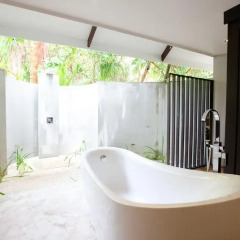 Отель Kihaad Maldives 5* Вилла с различными типами кроватей фото 19