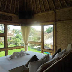 Отель Biyukukung Suite & Spa 4* Коттедж с различными типами кроватей фото 9