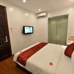 Hanoi Royal View Hotel 3* Улучшенный номер с двуспальной кроватью фото 2