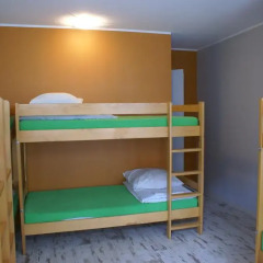 Frolic Goats Hostel Кровать в общем номере с двухъярусной кроватью фото 5