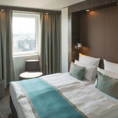 Отель Motel One Hamburg-Alster Германия, Гамбург - отзывы, цены и фото номеров - забронировать отель Motel One Hamburg-Alster онлайн комната для гостей фото 4