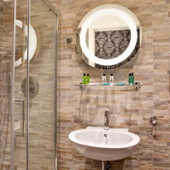 Отель Frattina Rooms Стандартный номер с различными типами кроватей фото 5