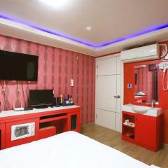 Real Boutique Hotel 2* Стандартный номер с различными типами кроватей фото 3
