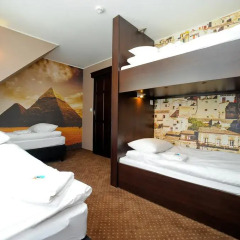 World Hostel комната для гостей фото 6