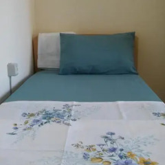 Cosy Hostel Tirana Кровать в общем номере с двухъярусной кроватью фото 3